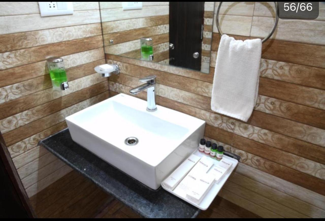 Hotel Mariya International 부다가야 외부 사진